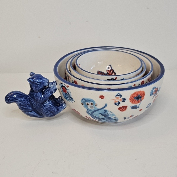 Anthropologie Other - Anthropologie Nathalie Lete Nesting Measuring Cups Squirrel Handle Deer Set of 4